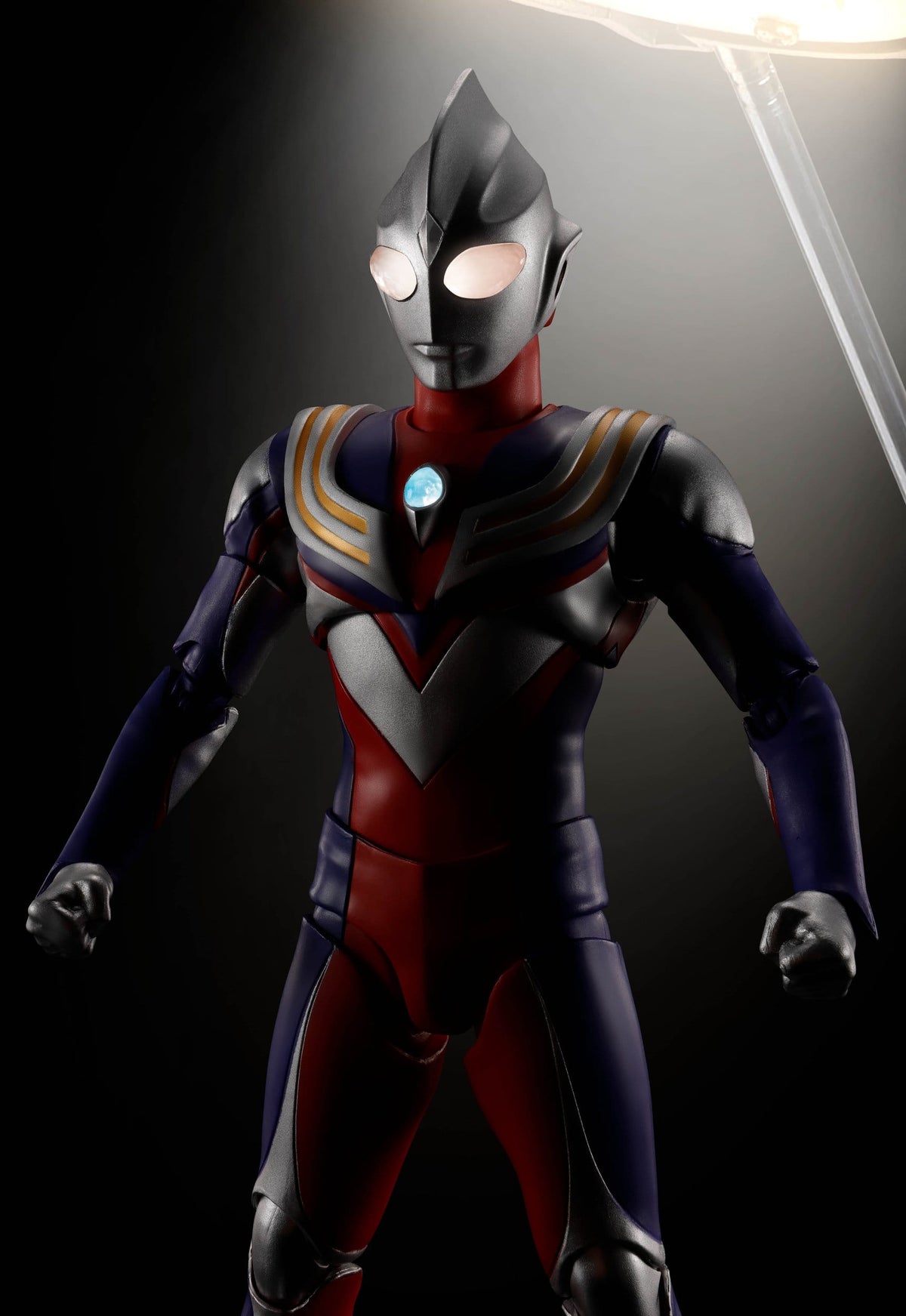 Bandai S.H.Figuarts Ultraman Series - Shinkocchou Seihou Ultraman Tiga Multi Type 30th Anniversary Edition (15 cm)