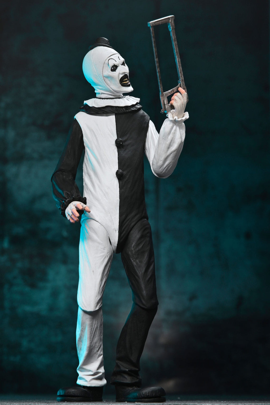 NECA Terrifier - Ultimate Art the Clown Action Figure (17 cm)