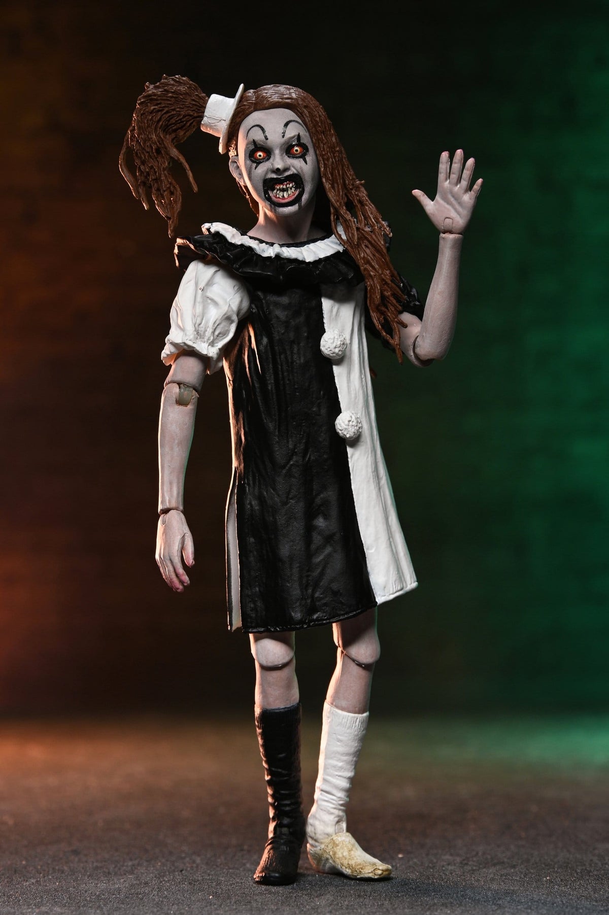 NECA Terrifier 2 - Ultimate Art the Clown & Little Pale Girl 2-Pack (18 cm)